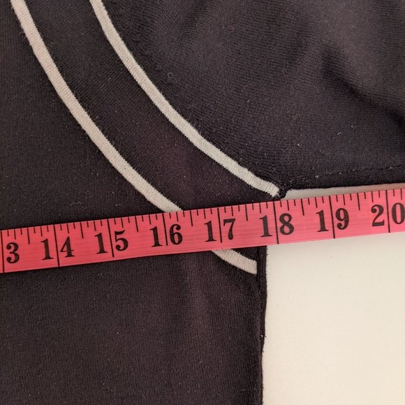 Planet Black and White top 3/4 Sleeve - Picture 13 of 15